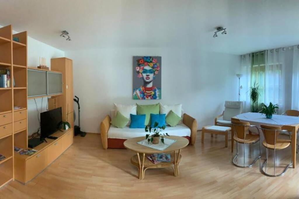 Ruhige Ferienwohnung Im Zentrum Von Кемптен Екстер'єр фото